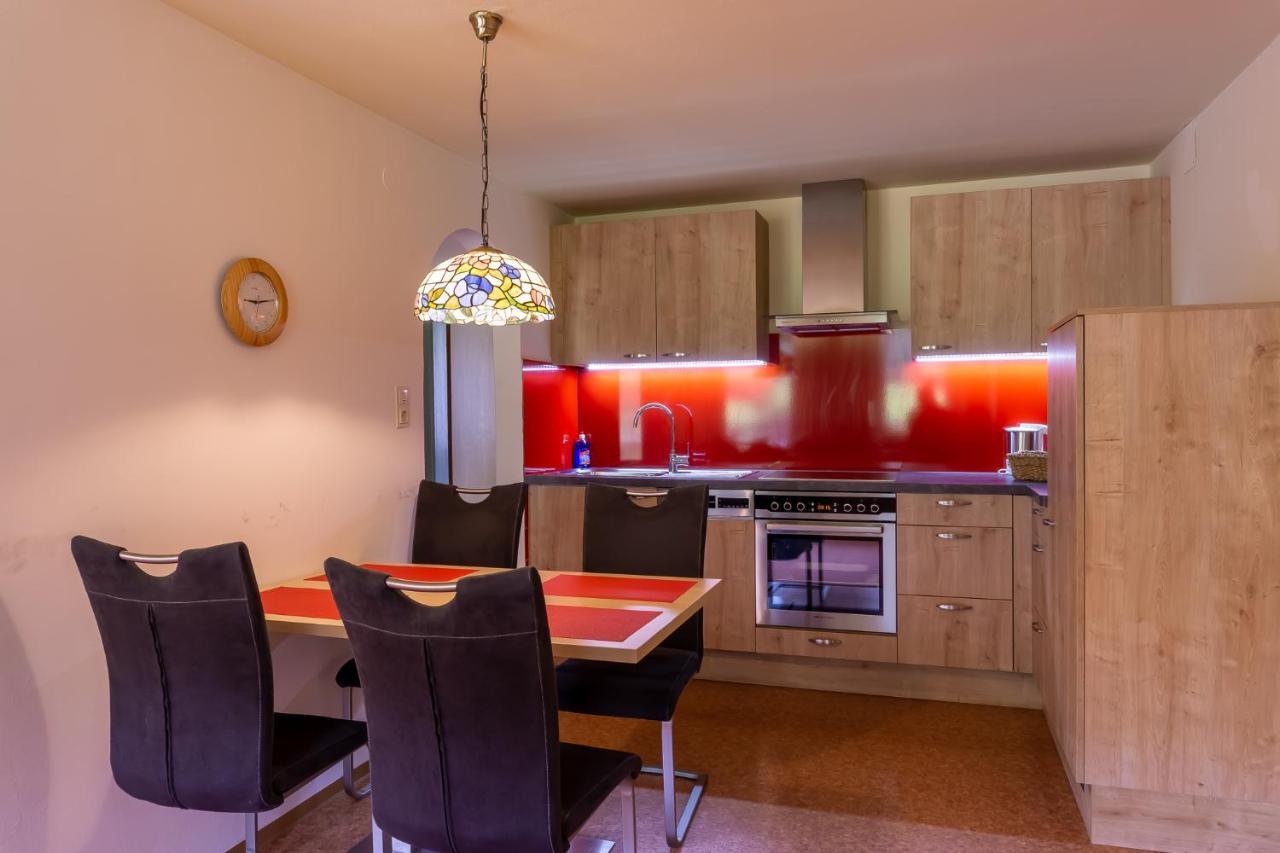 Apartmán Gaestehaus Woetzer Und Landhaus Stocka Grän Exteriér fotografie